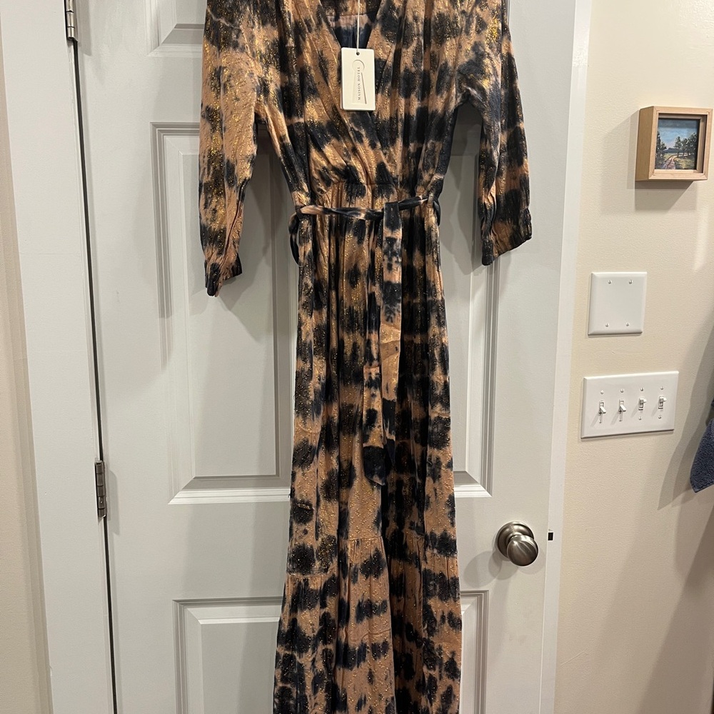 Tie-Dye Long Sleeve Maxi Dress in Blush and Black - Picture 5 of 10